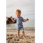 LITTLE DUTCH. Παιδικό κοντομάνικο μπλουζάκι με προστασία UV Sailors Bay Dark Blue - Image 2