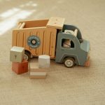 LITTLE DUTCH. Ξύλινο ανατρεπόμενο φορτηγό FSC - Image 2