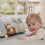 LITTLE DUTCH. Υφασμάτινο τρίγωνο δραστηριοτήτων Forest Friends - Image 3