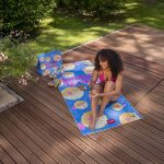 Legami. Pufferfish Beach Towel - Image 2