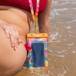 Legami. Αδιάβροχη θήκη Smartphone Tropicana - Image 2