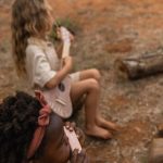 LITTLE DUTCH. Ξύλινη κιθάρα Safari (ροζ) - Image 2